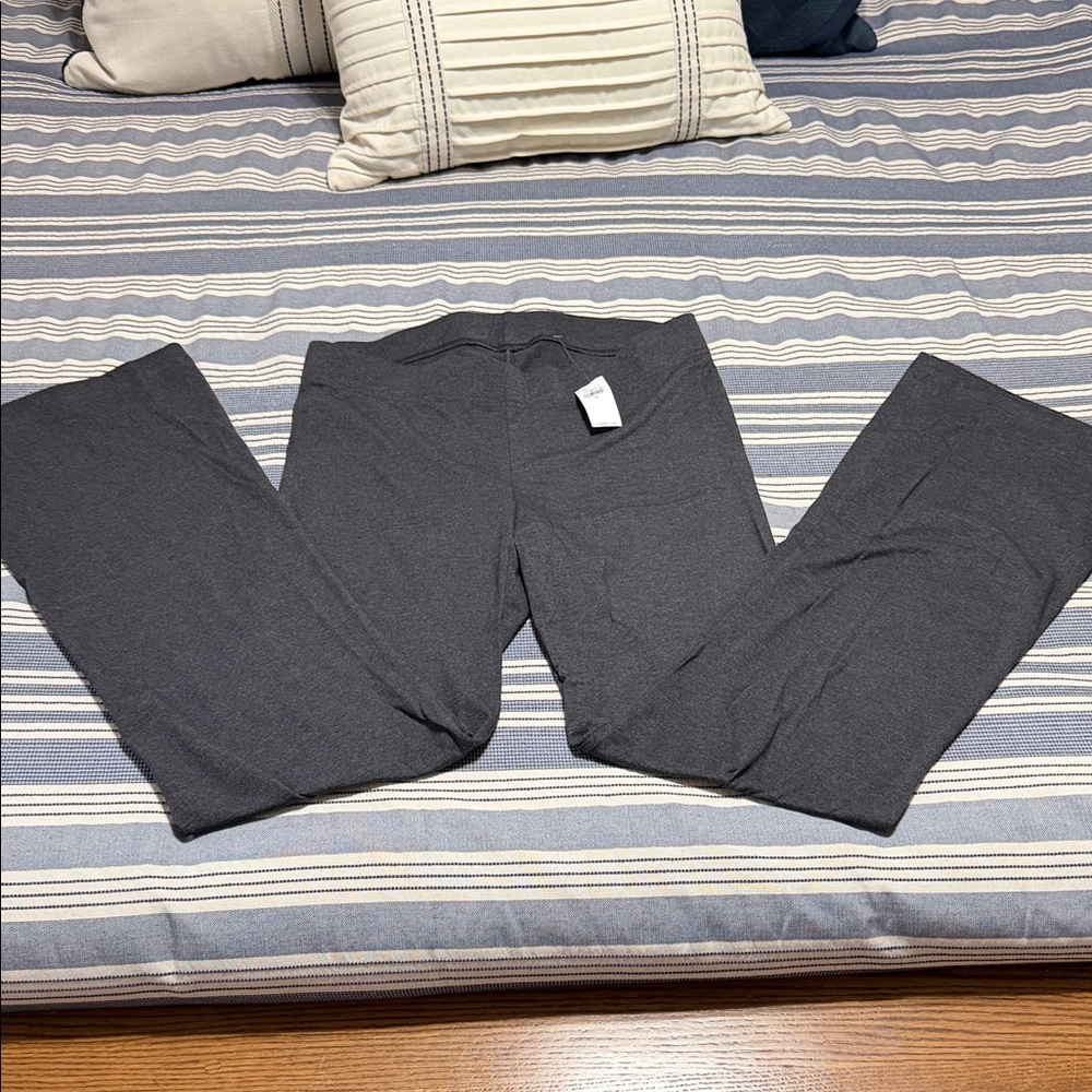 NWT Old Navy Flare Leggings